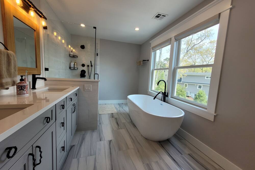 Photo of Bathroom in Brick