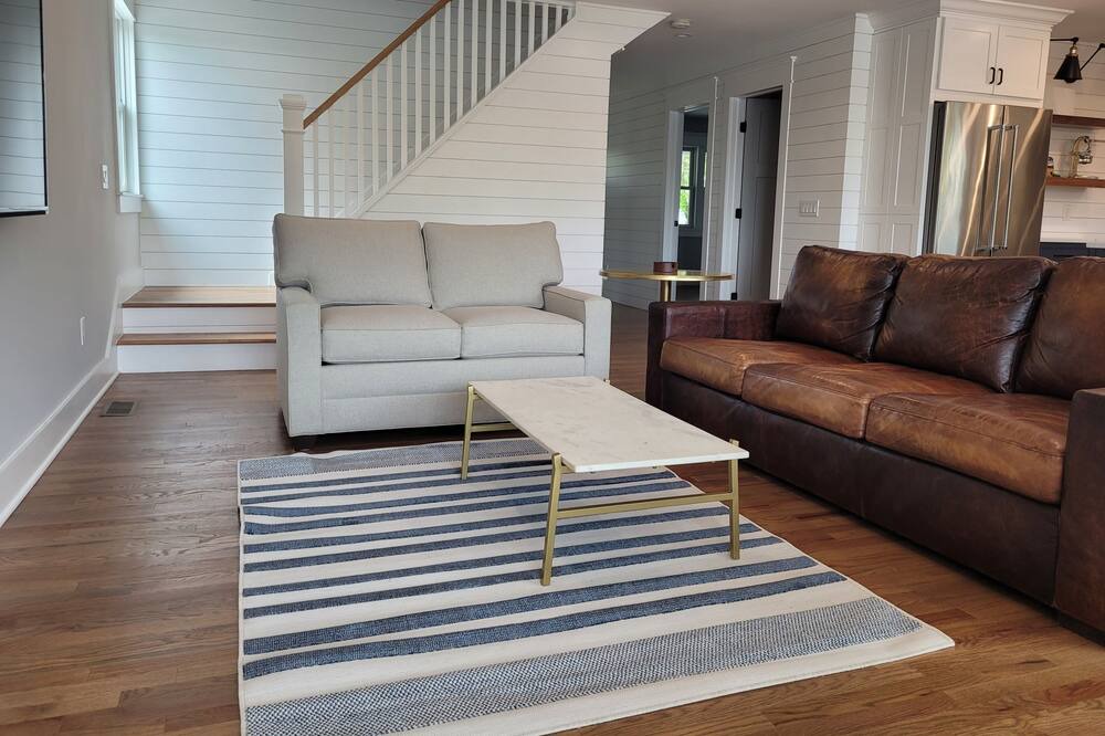 Photo of Livingroom in Brick