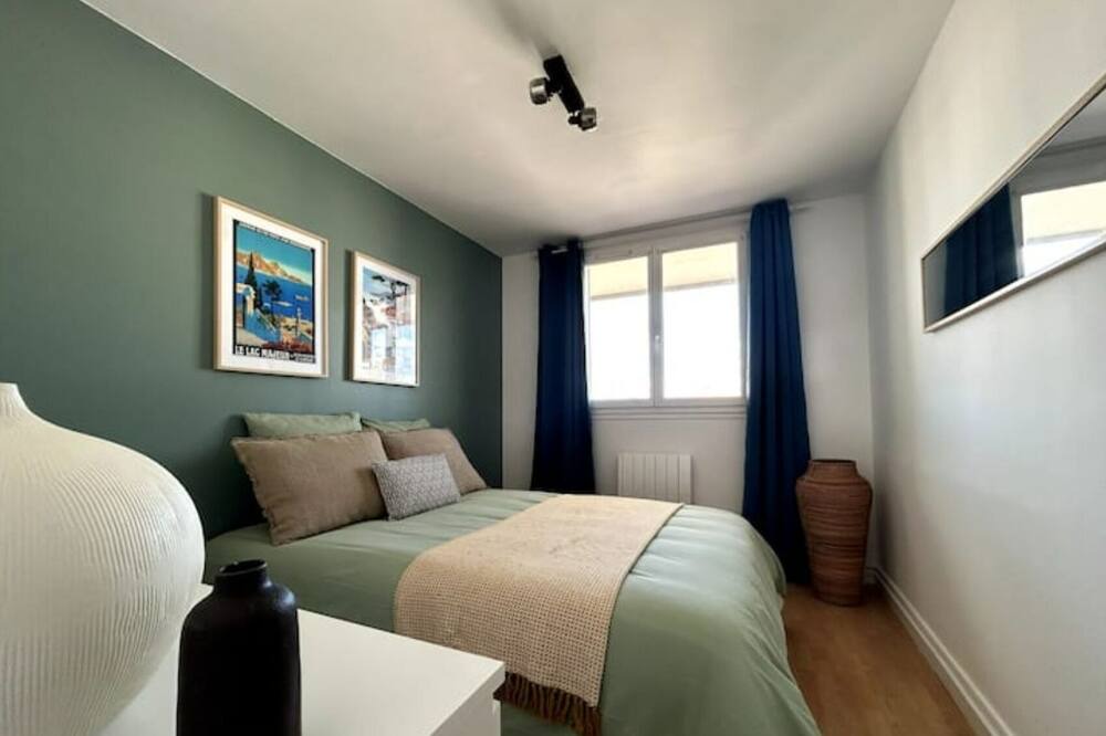 Photo of Bedroom in Colomiers