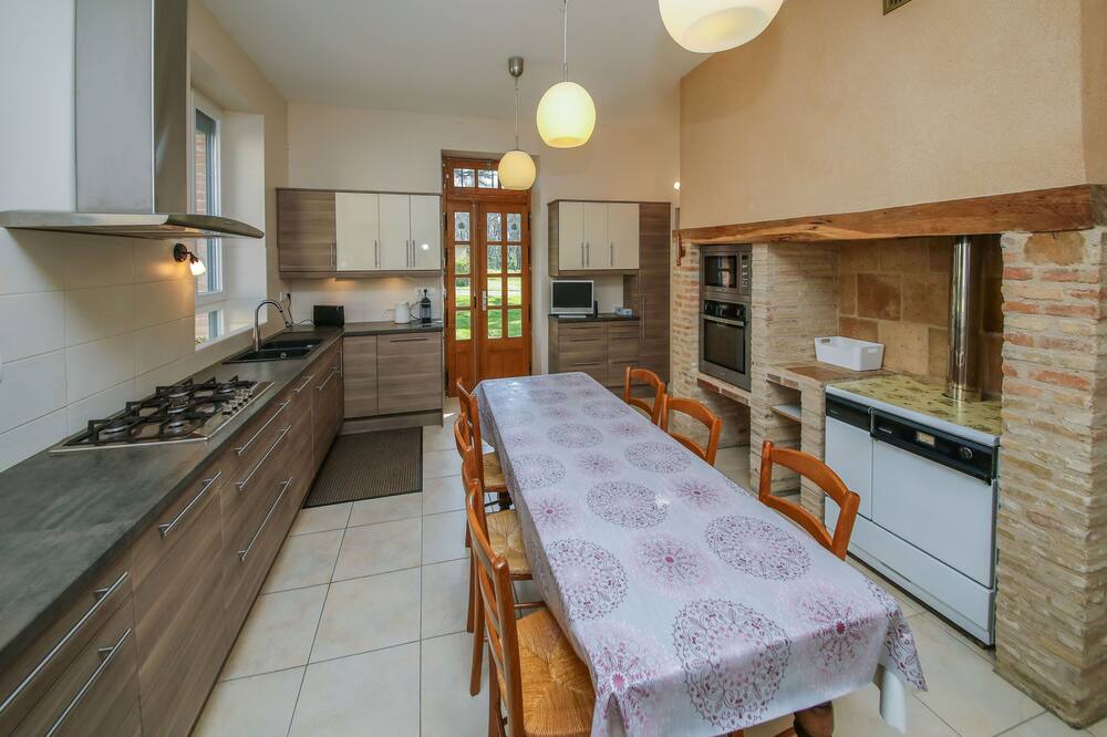 Photo of Kitchen in Montans