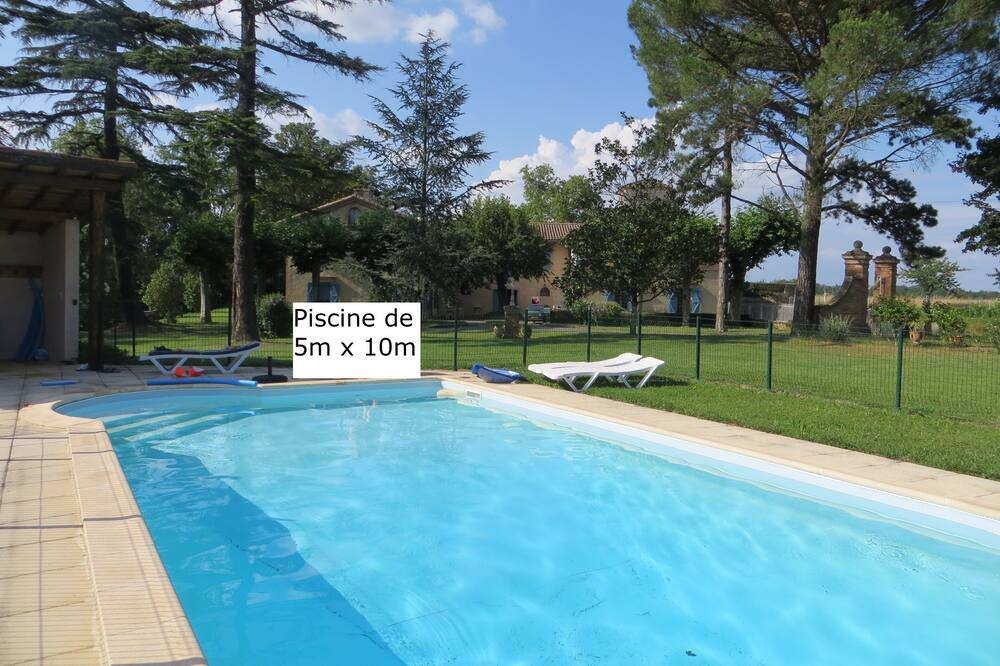 Photo of Outdoor in Montans