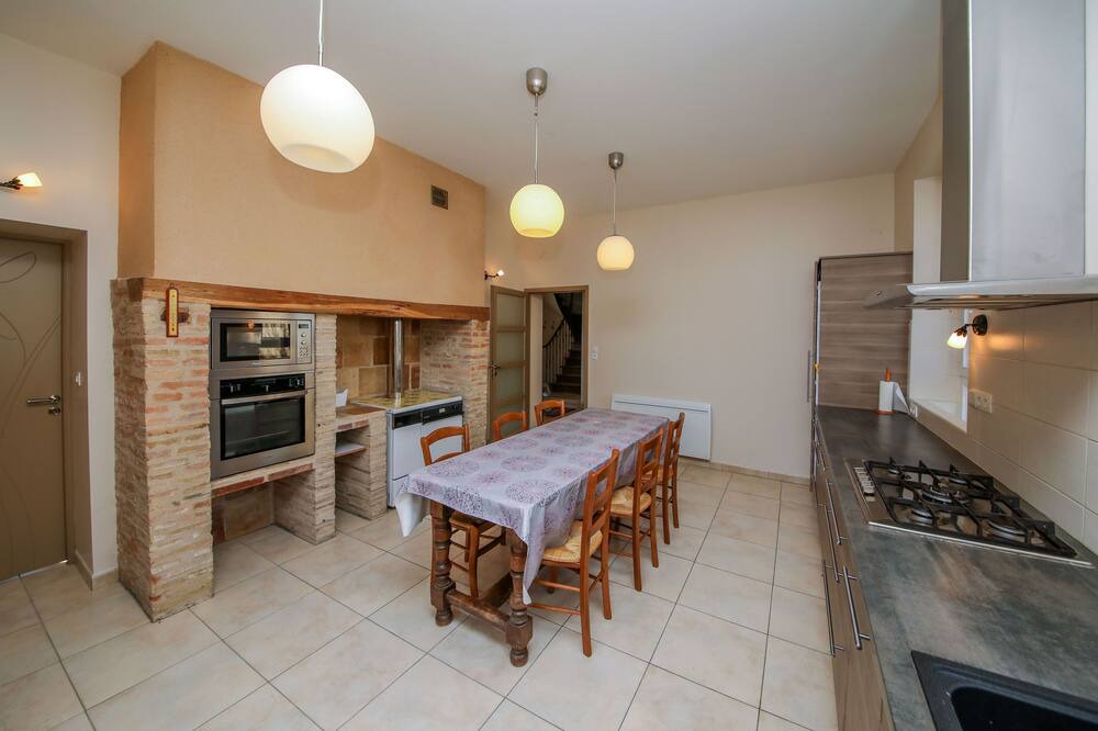 Photo of Kitchen in Montans