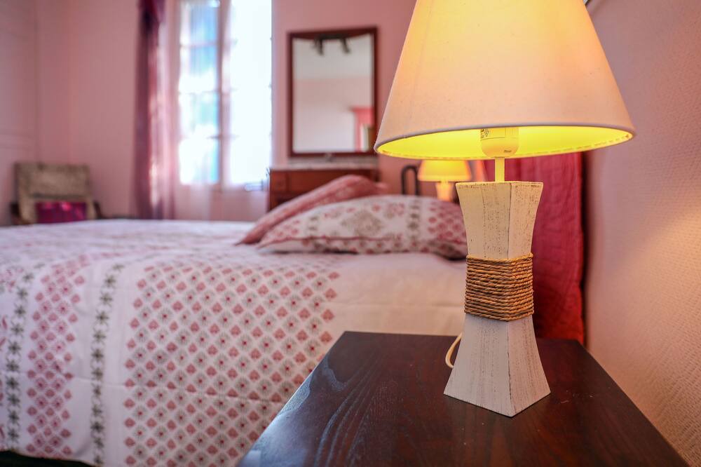 Photo of Bedroom in Montans