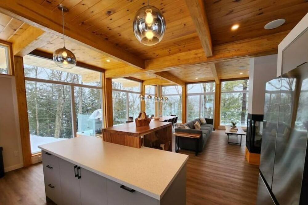Photo of Kitchen in Chute-Saint-Philippe