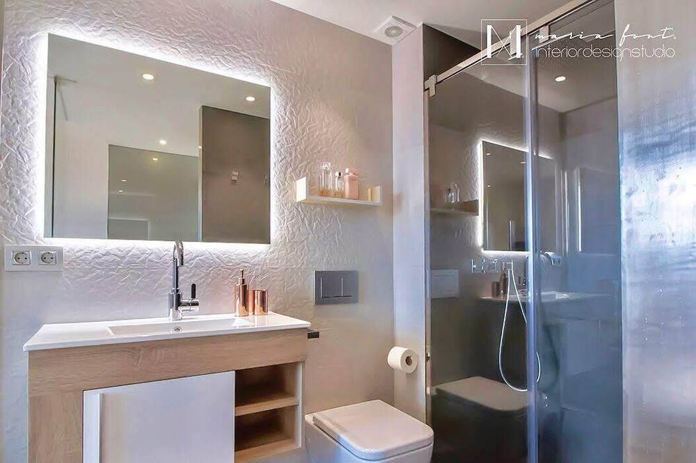 Photo of Bathroom in Salt