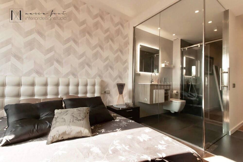 Photo of Bedroom in Salt