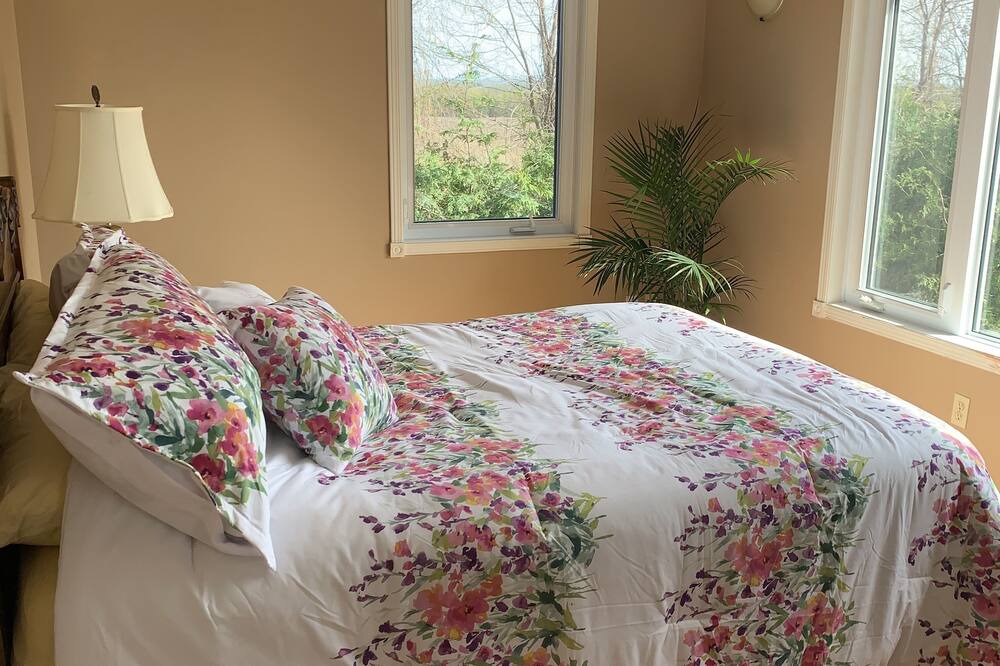 Photo of Bedroom in Clearview