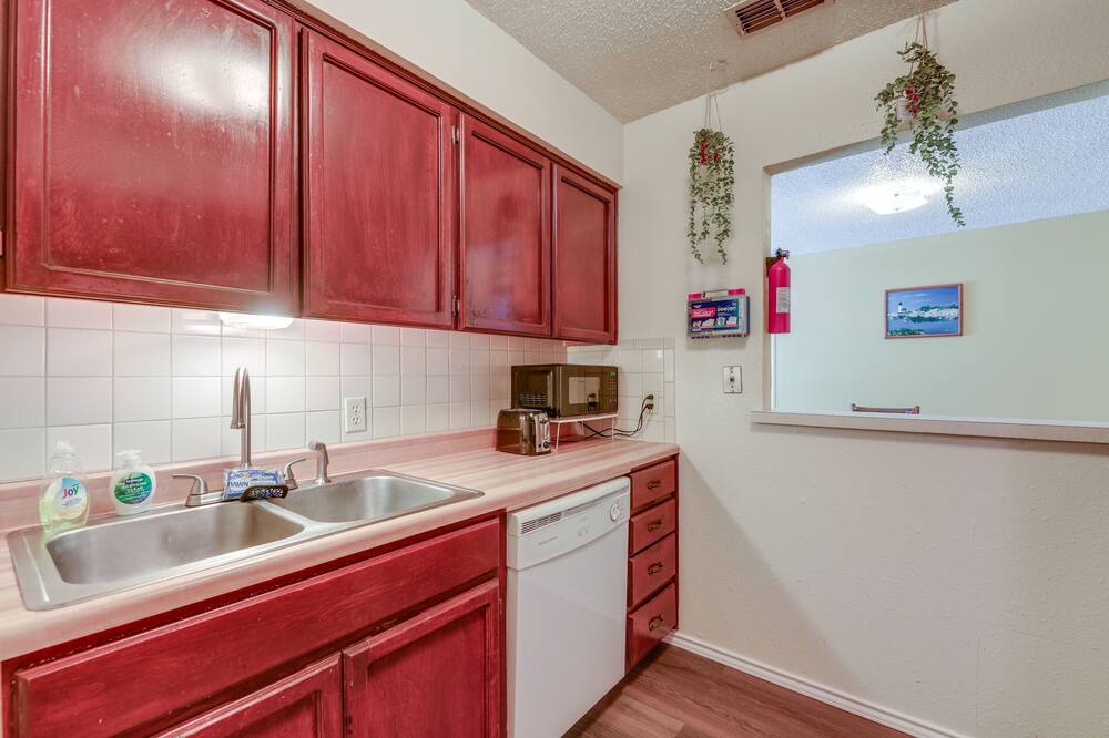 Photo of Kitchen in Flour Bluff