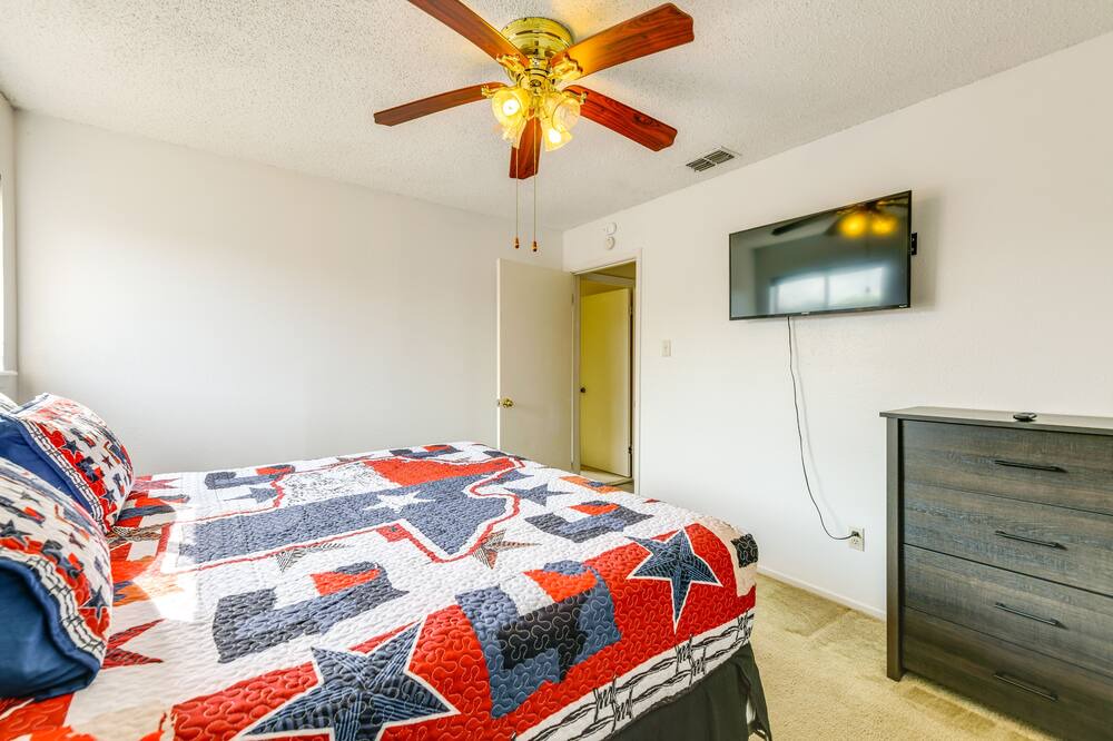 Photo of Bedroom in Flour Bluff