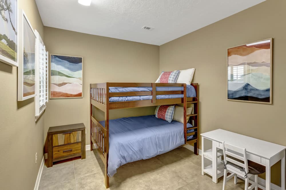 Photo of Bedroom in Brookshire