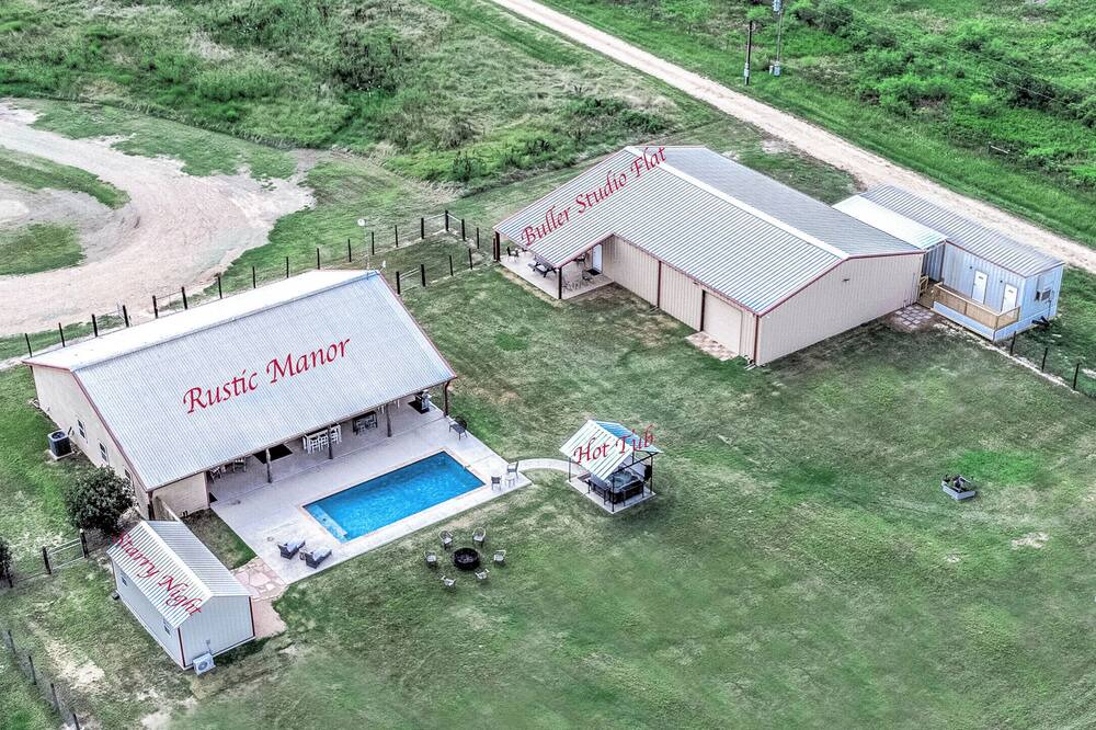 Photo of Outdoor in Brookshire