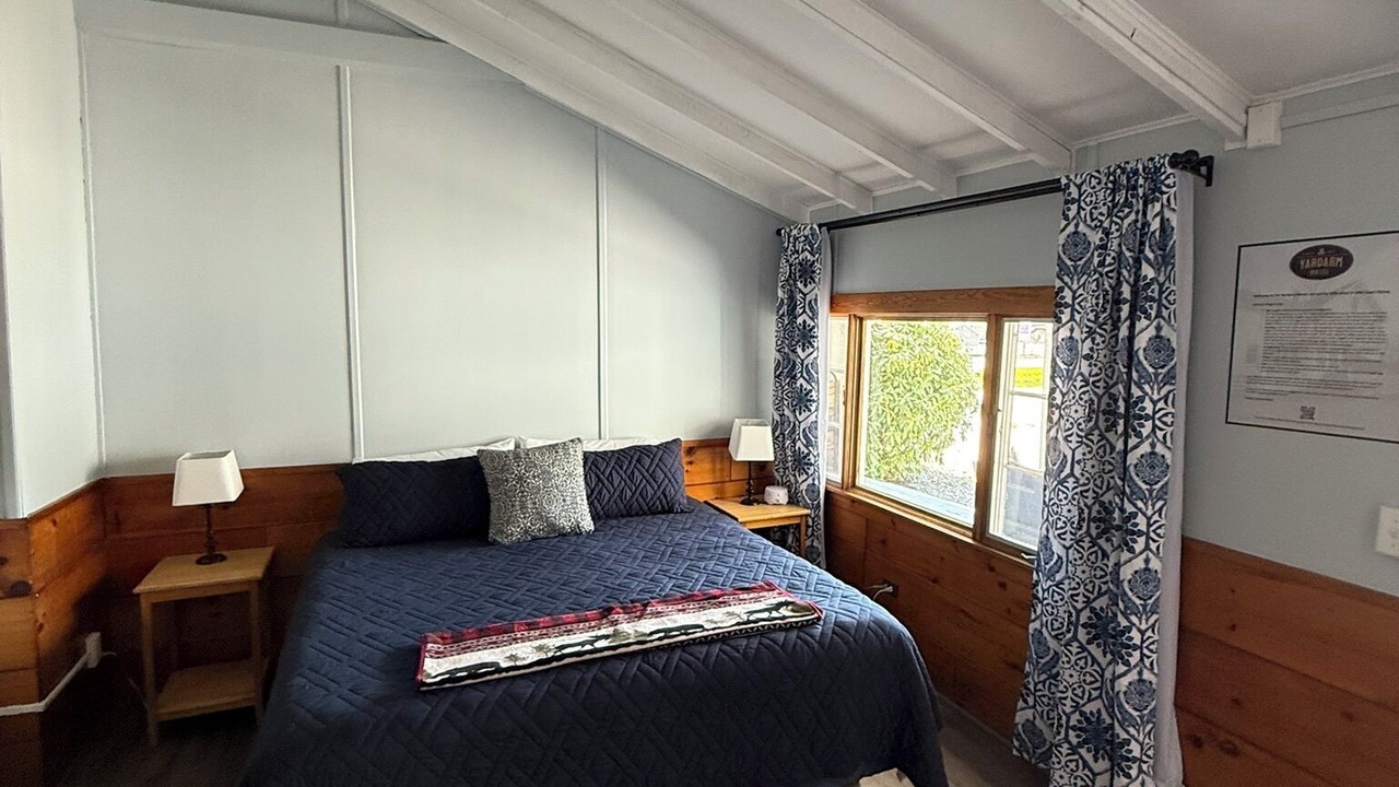 Photo of Bedroom in Searsport