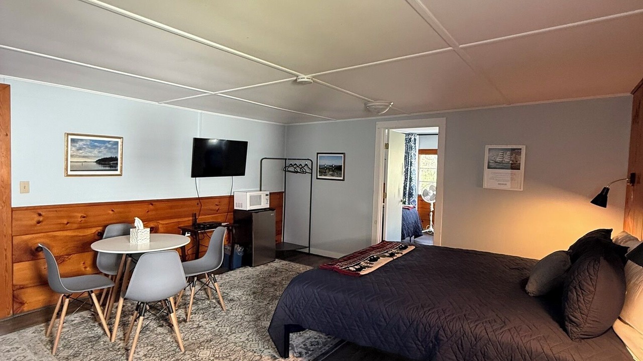 Photo of Bedroom in Searsport