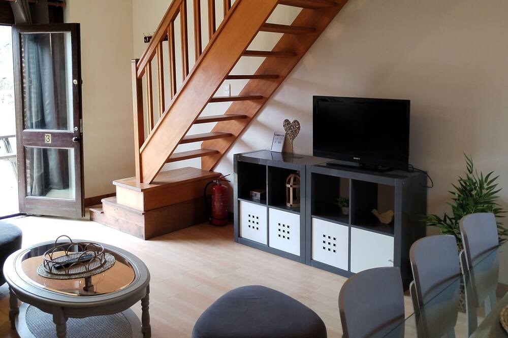 Photo of Livingroom in Berville-sur-Mer