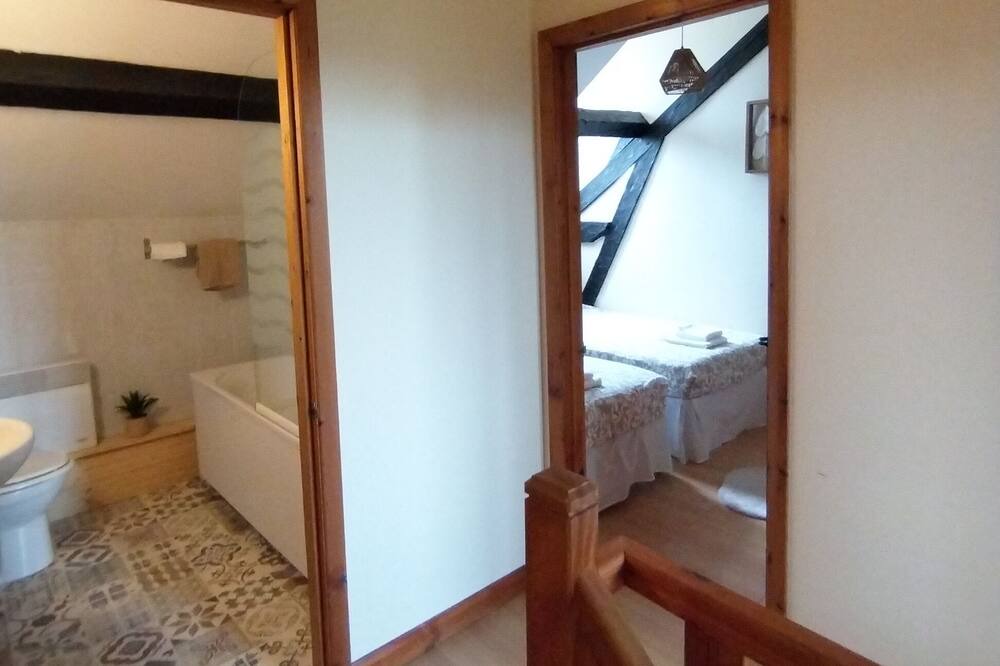 Photo of Bathroom in Berville-sur-Mer