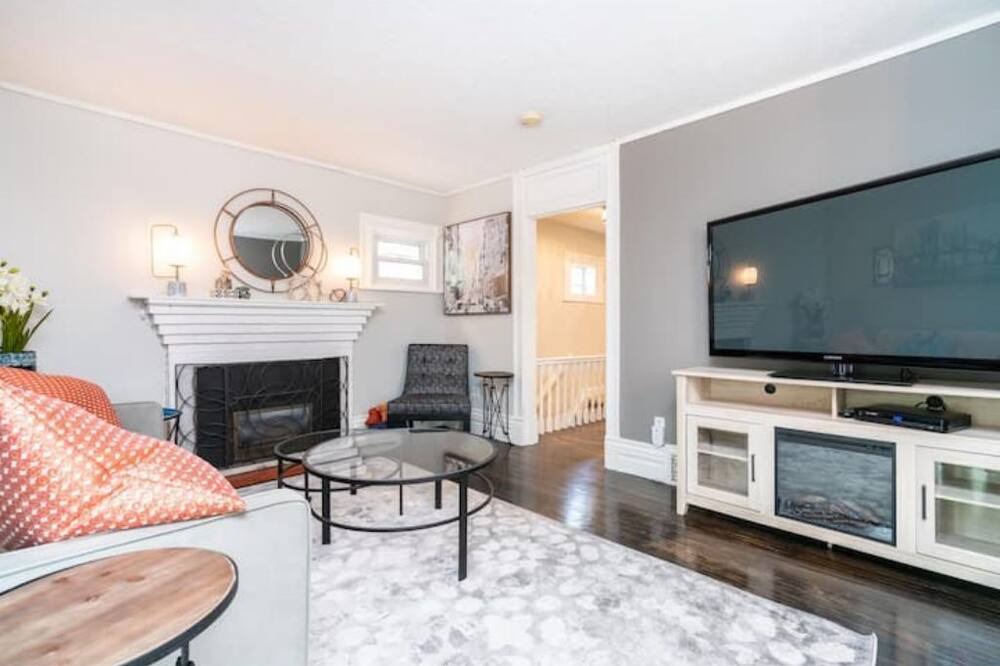 Photo of Livingroom in North London