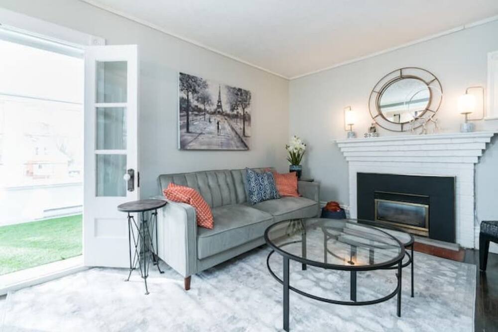 Photo of Livingroom in North London