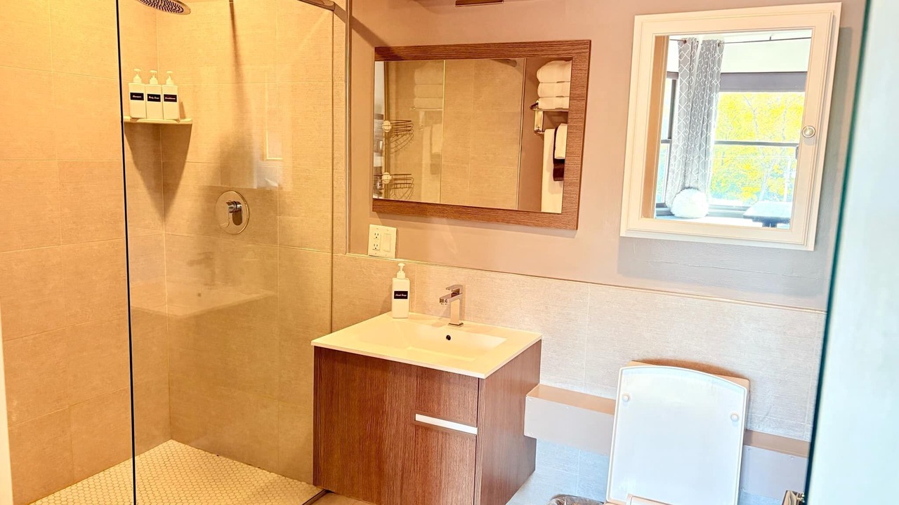 Photo of Bathroom in Beacon