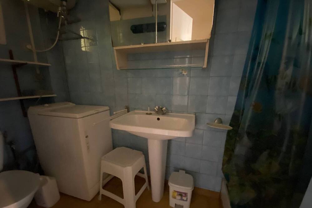 Photo of Bathroom in La Franqui