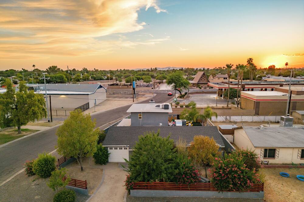 Photo of Outdoor in Sands Royal Palm Square