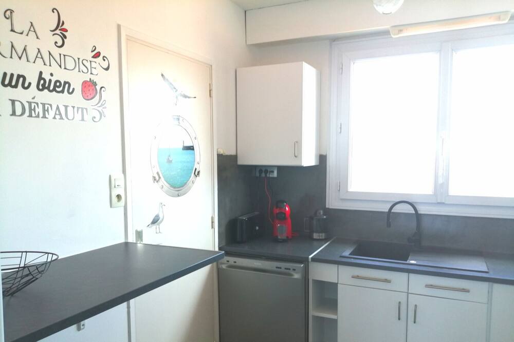 Photo of Kitchen in Saint-Gilles-Croix-de-Vie