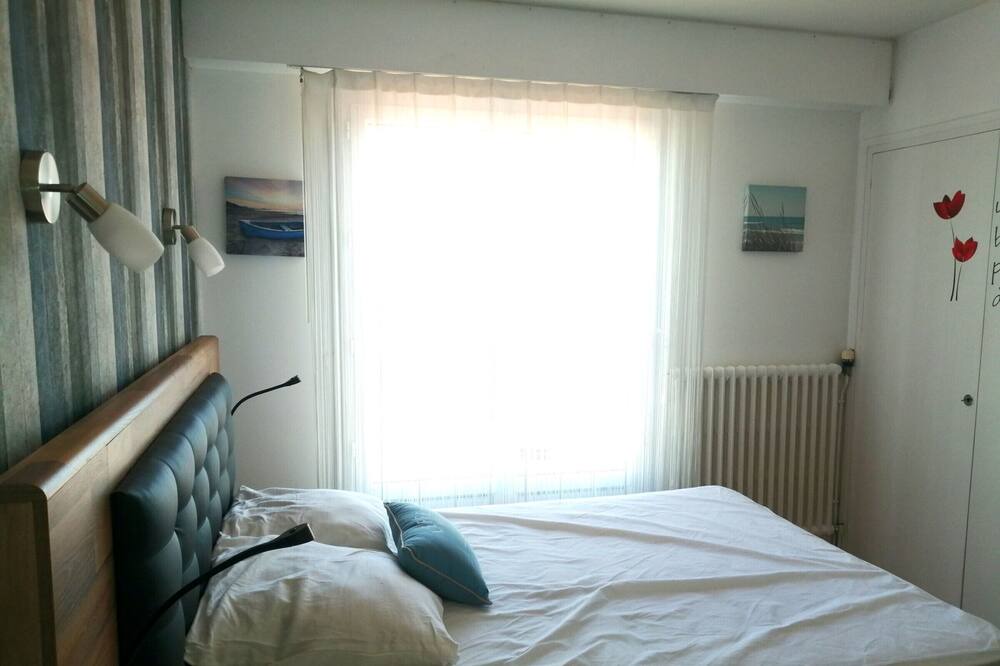 Photo of Bedroom in Saint-Gilles-Croix-de-Vie