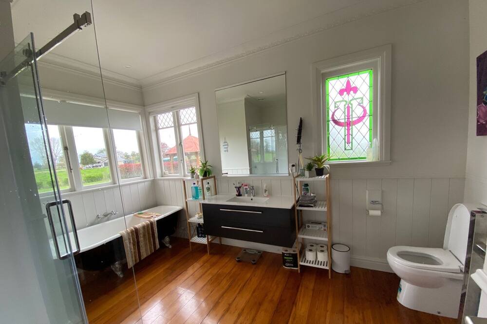 Photo of Bathroom in Ohaupo