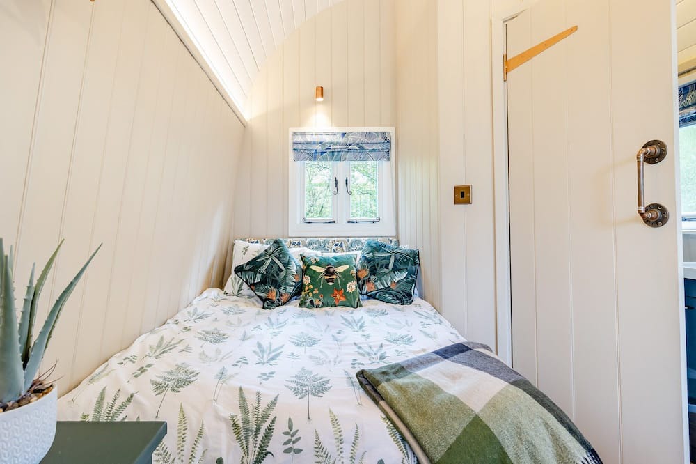 Photo of Bedroom in Stanton Upon Hine Heath