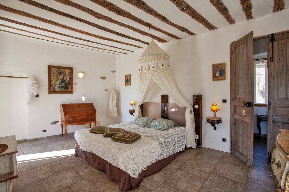 Photo of Others in Sisco