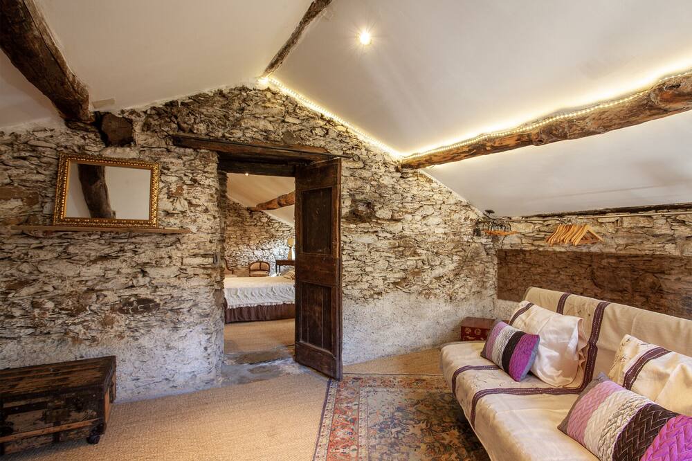 Photo of Others in Sisco