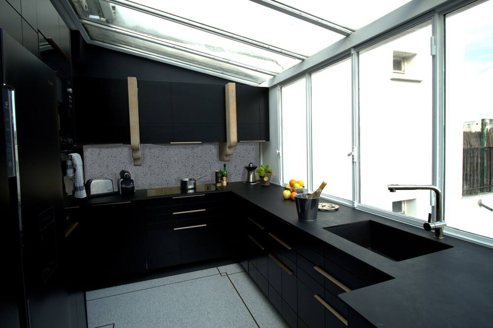 Photo of Kitchen in Quartier de la Chapelle