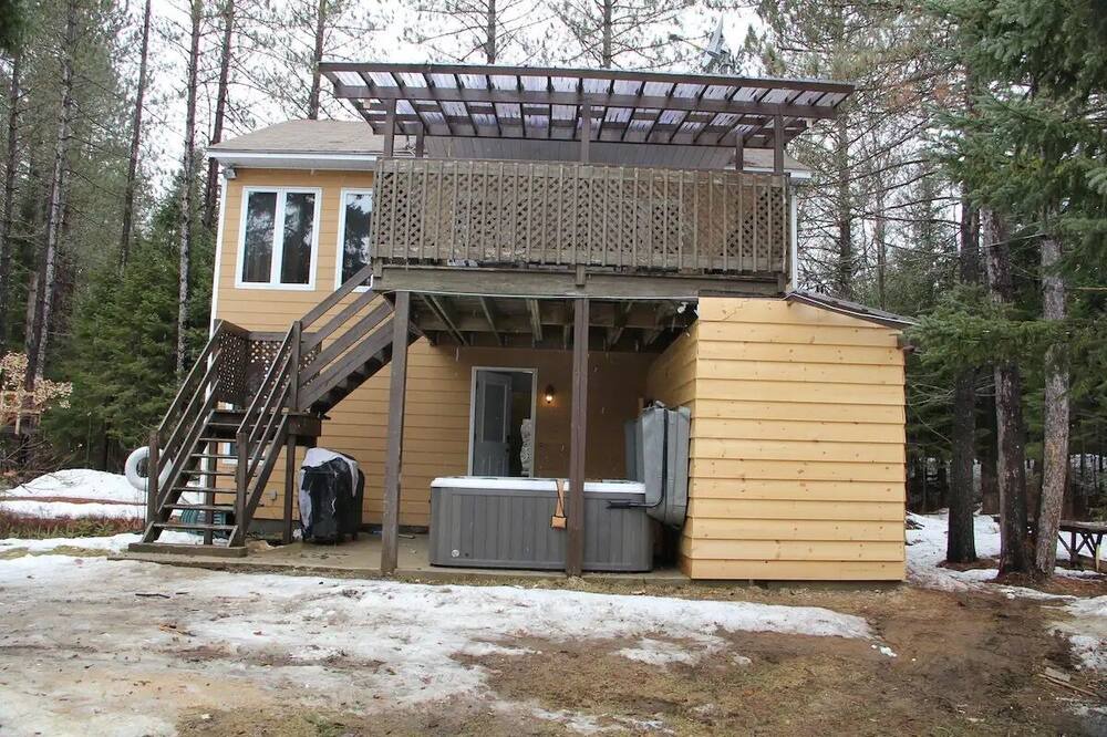 Photo of Outdoor in Amherst