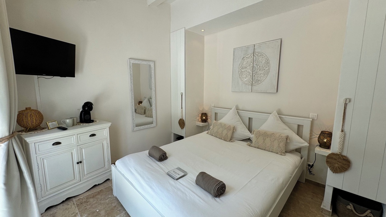 Photo of Bedroom in La Garde-Freinet