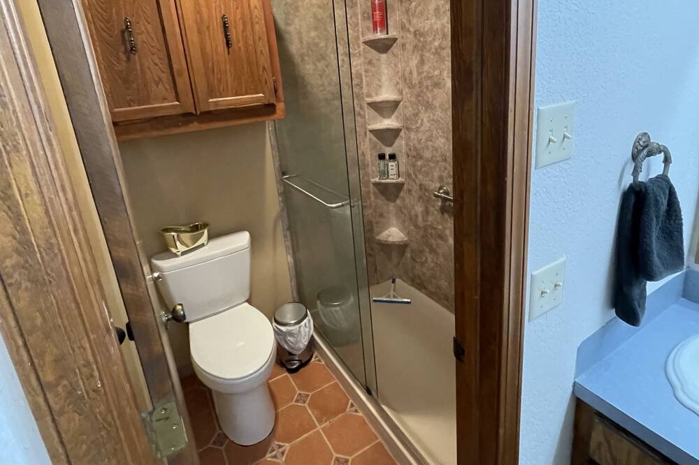 Photo of Bathroom in Enid