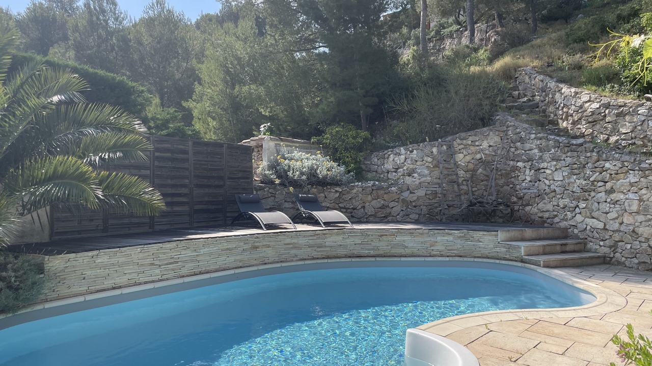 Photo of Outdoor in Ensues-la-Redonne