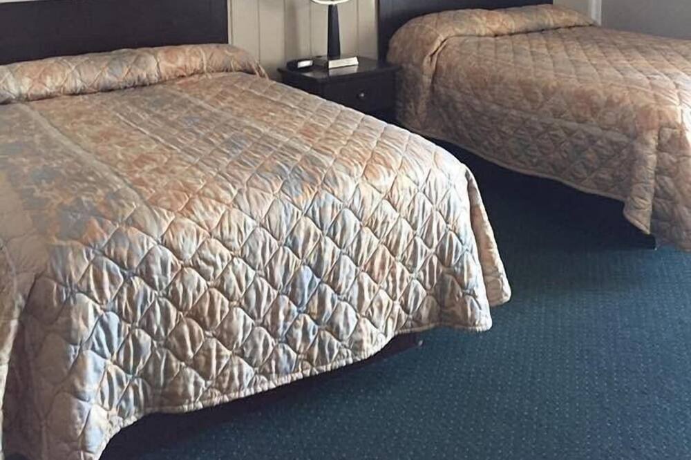 Photo of Bedroom in Crystal Beach
