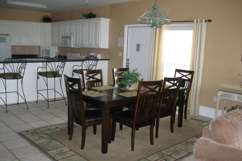 Photo of Livingroom in Crystal Beach