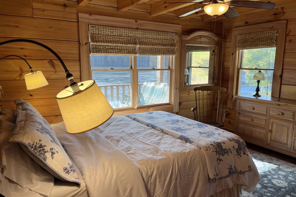 Photo of Bedroom in Galax