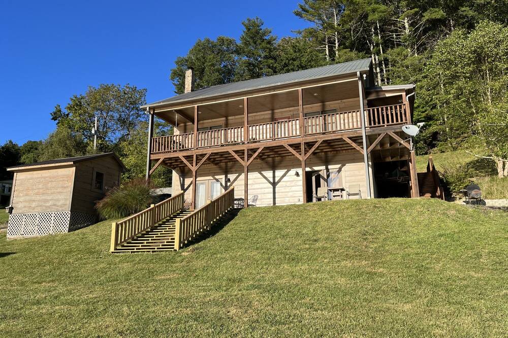 Photo of Outdoor in Galax