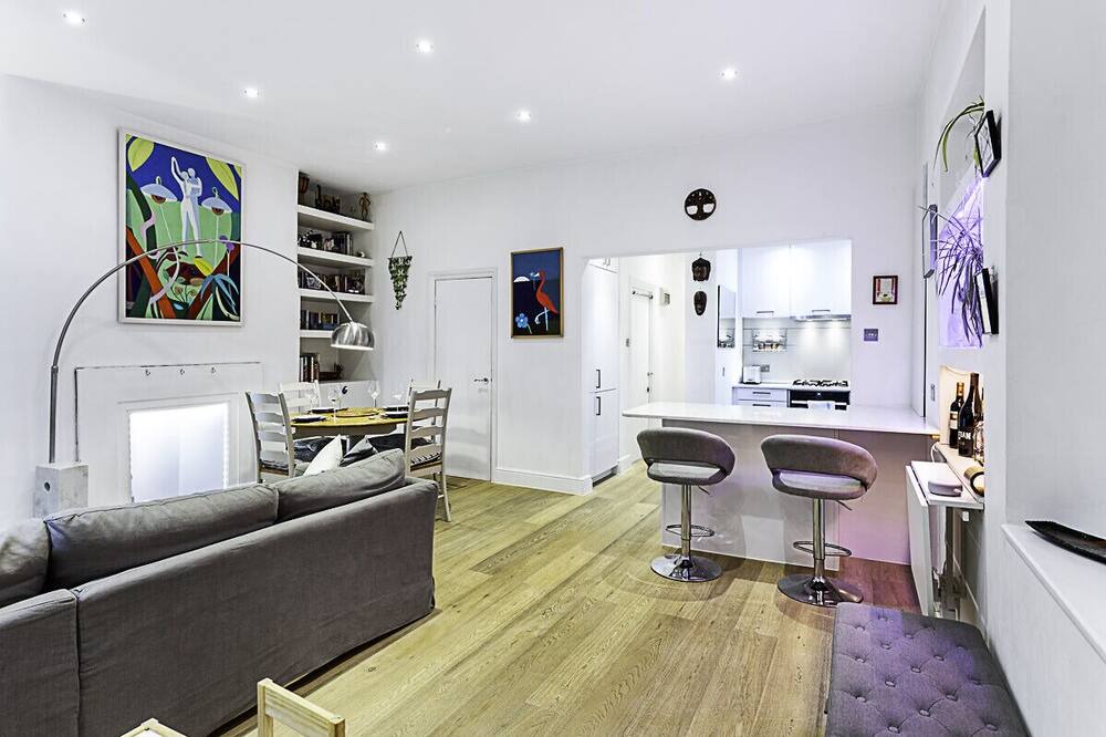 Photo of Others in West Kensington