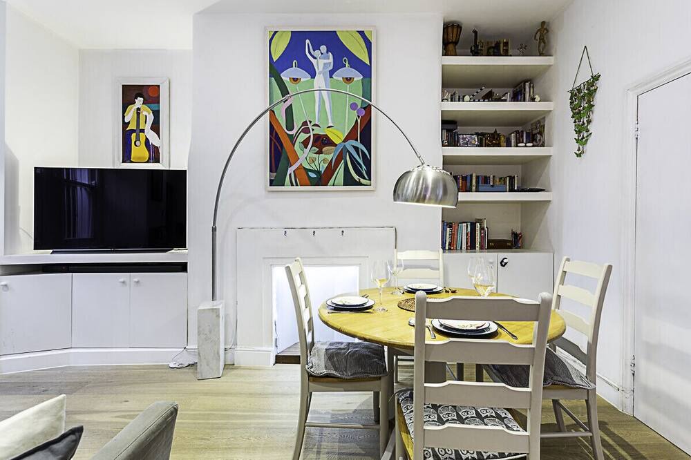 Photo of Others in West Kensington