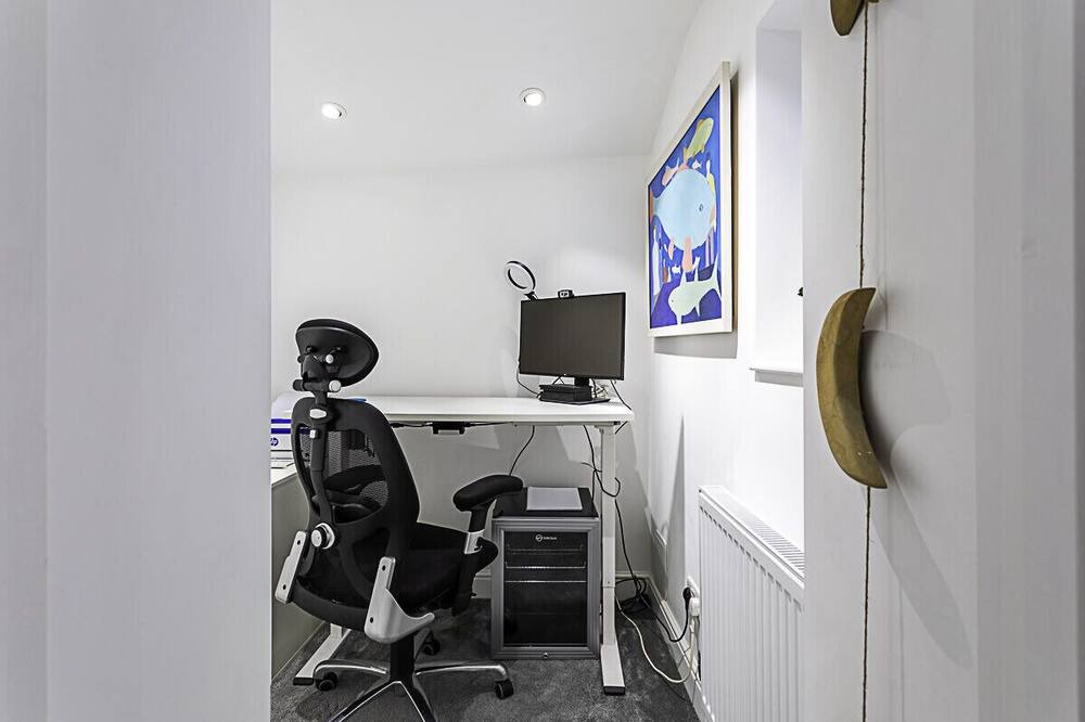 Photo of Others in West Kensington