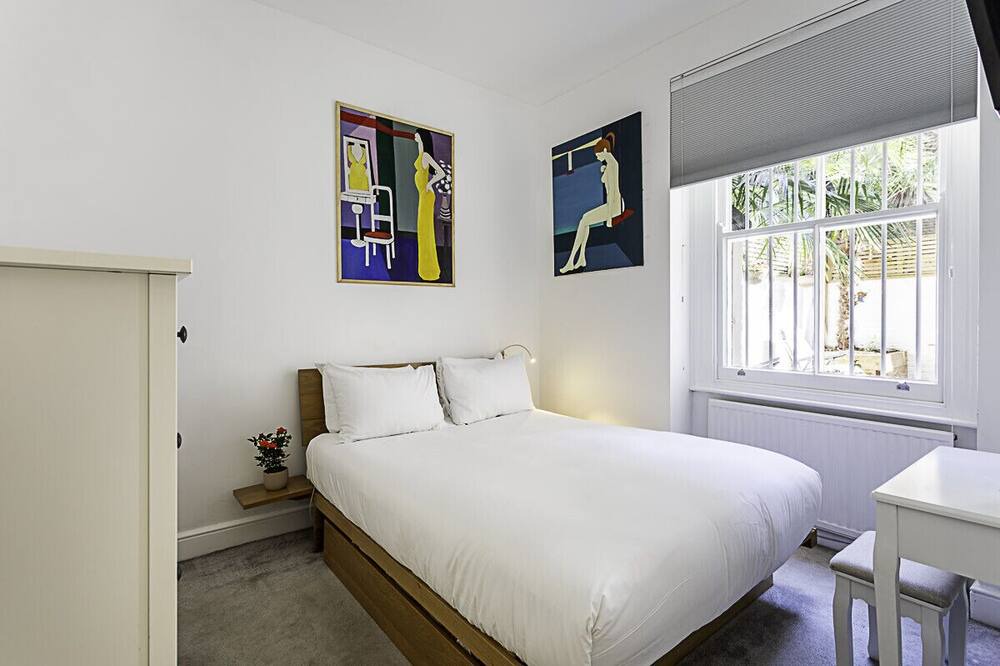Photo of Bedroom in West Kensington