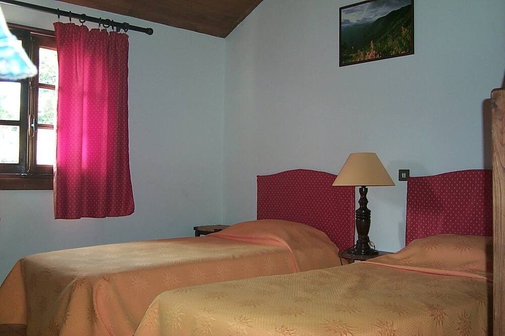 Photo of Bedroom in Ponteils-et-Bresis