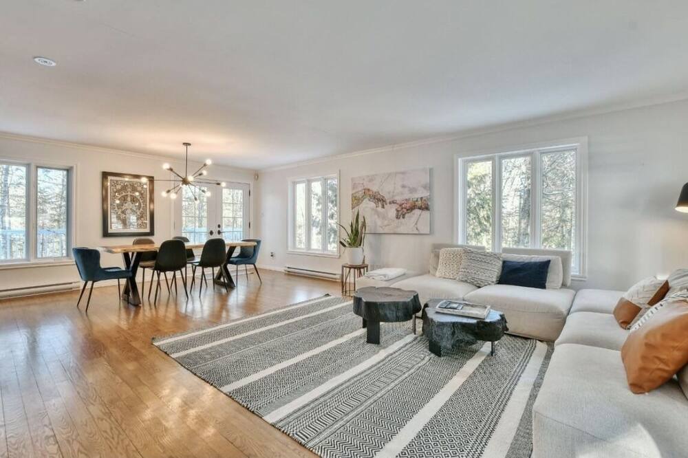 Photo of Livingroom in Piedmont