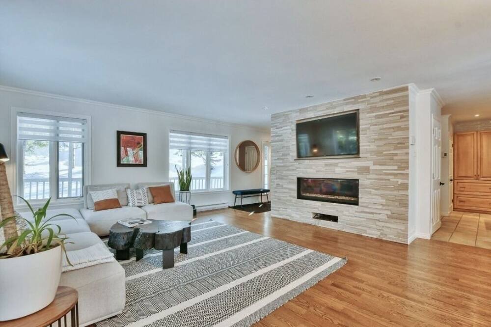 Photo of Livingroom in Piedmont
