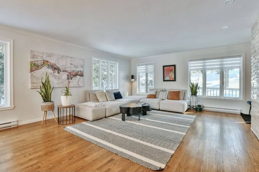 Photo of Livingroom in Piedmont