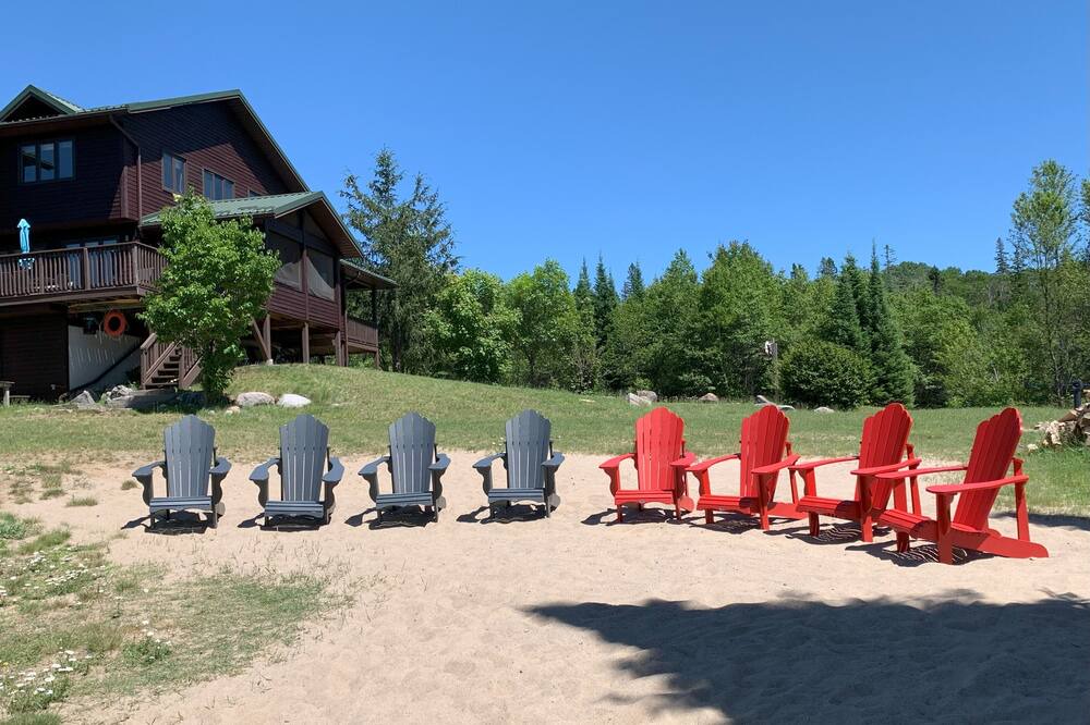 Photo of Outdoor in Novar