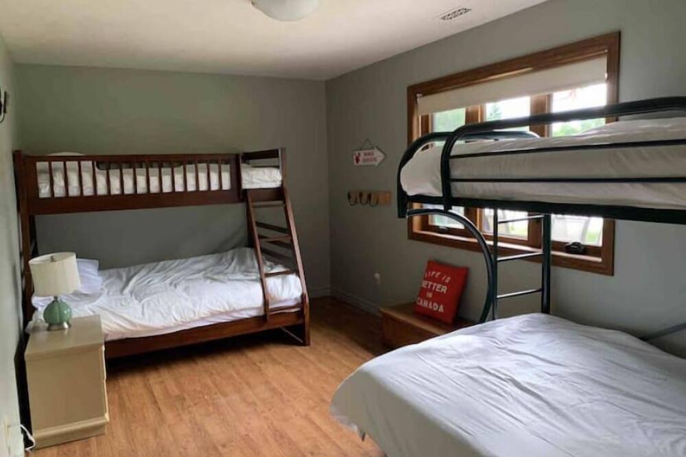Photo of Bedroom in Novar