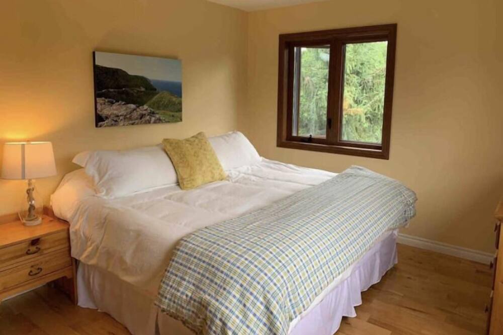 Photo of Bedroom in Novar